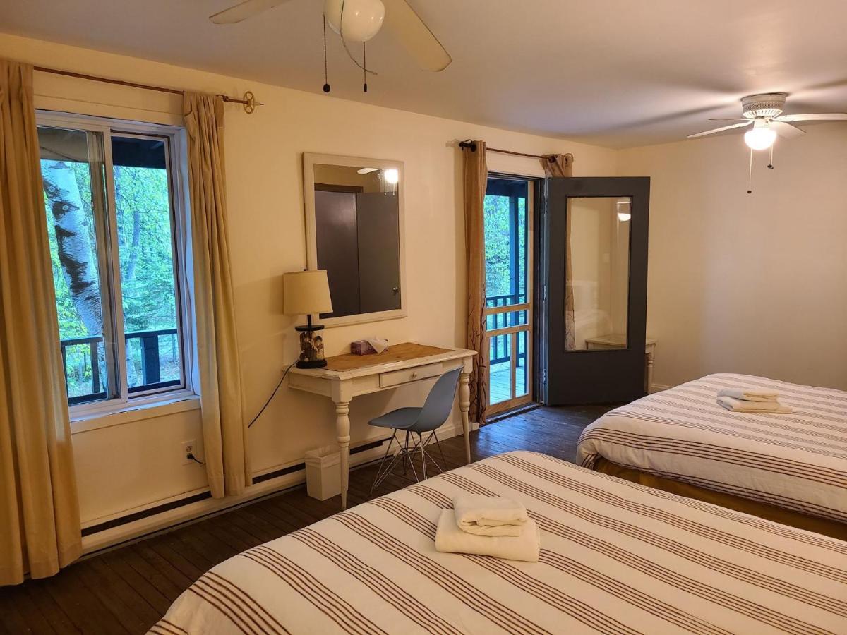 Le Lodge Du Lac Saint-Faustin Екстер'єр фото
