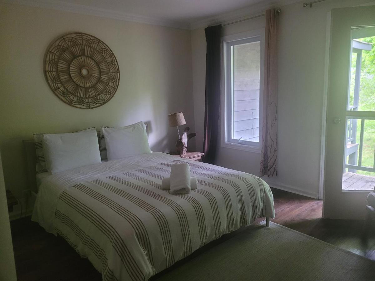 Le Lodge Du Lac Saint-Faustin Екстер'єр фото