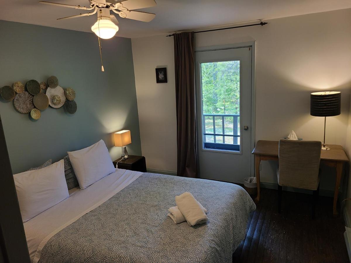 Le Lodge Du Lac Saint-Faustin Екстер'єр фото
