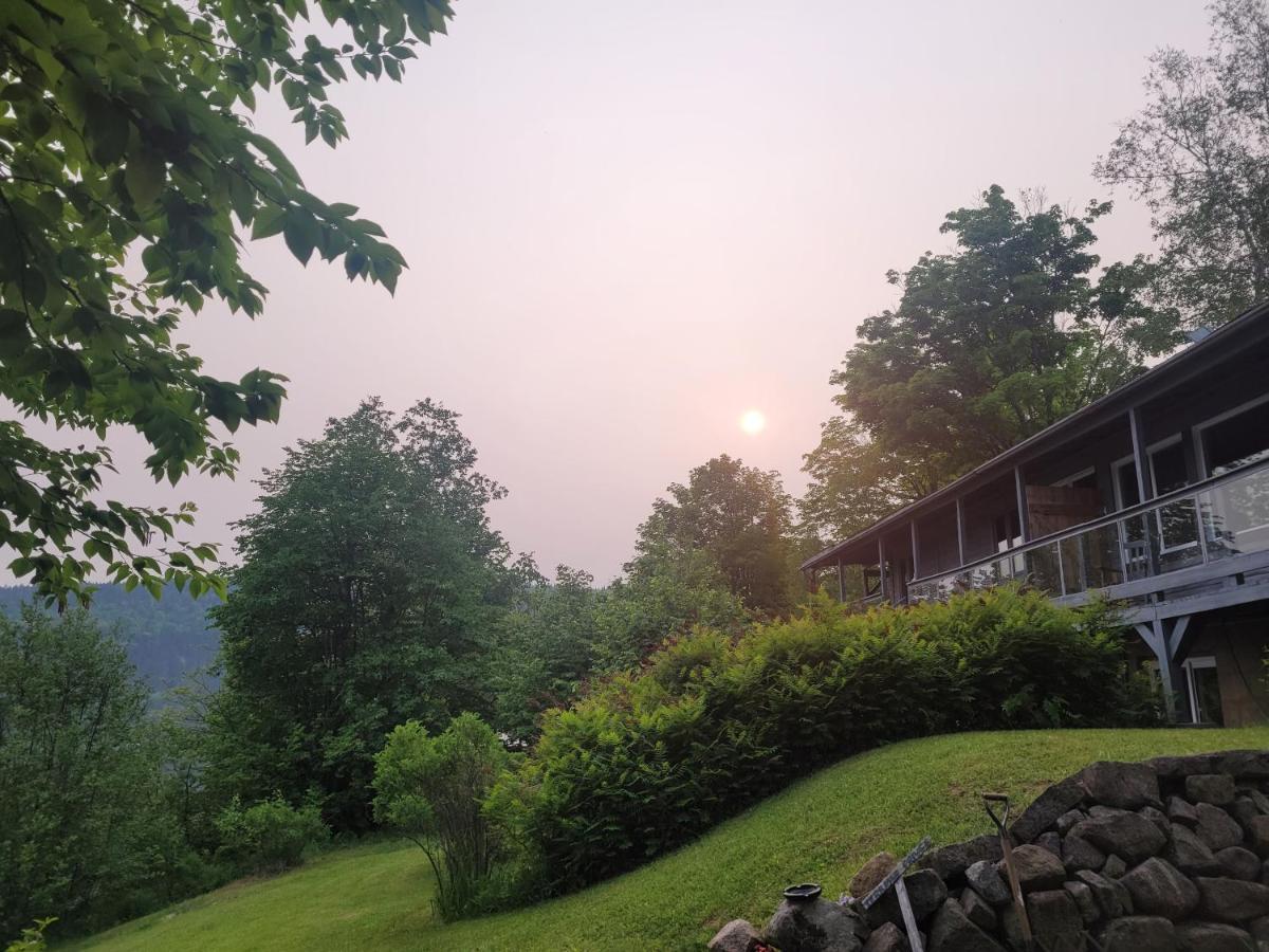 Le Lodge Du Lac Saint-Faustin Екстер'єр фото