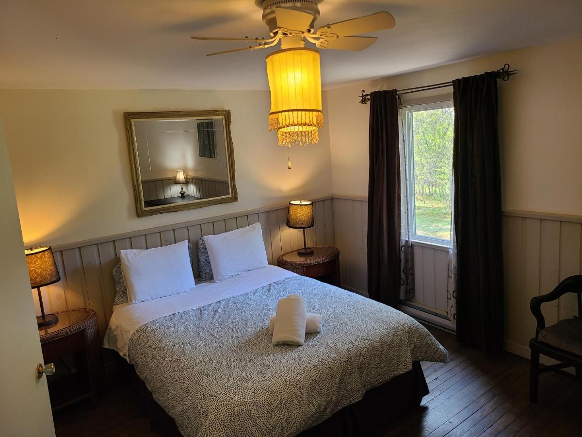 Le Lodge Du Lac Saint-Faustin Екстер'єр фото